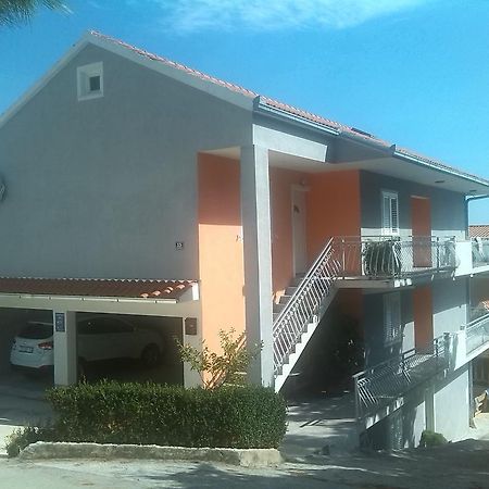 Apartments Mima Kaštela Kültér fotó