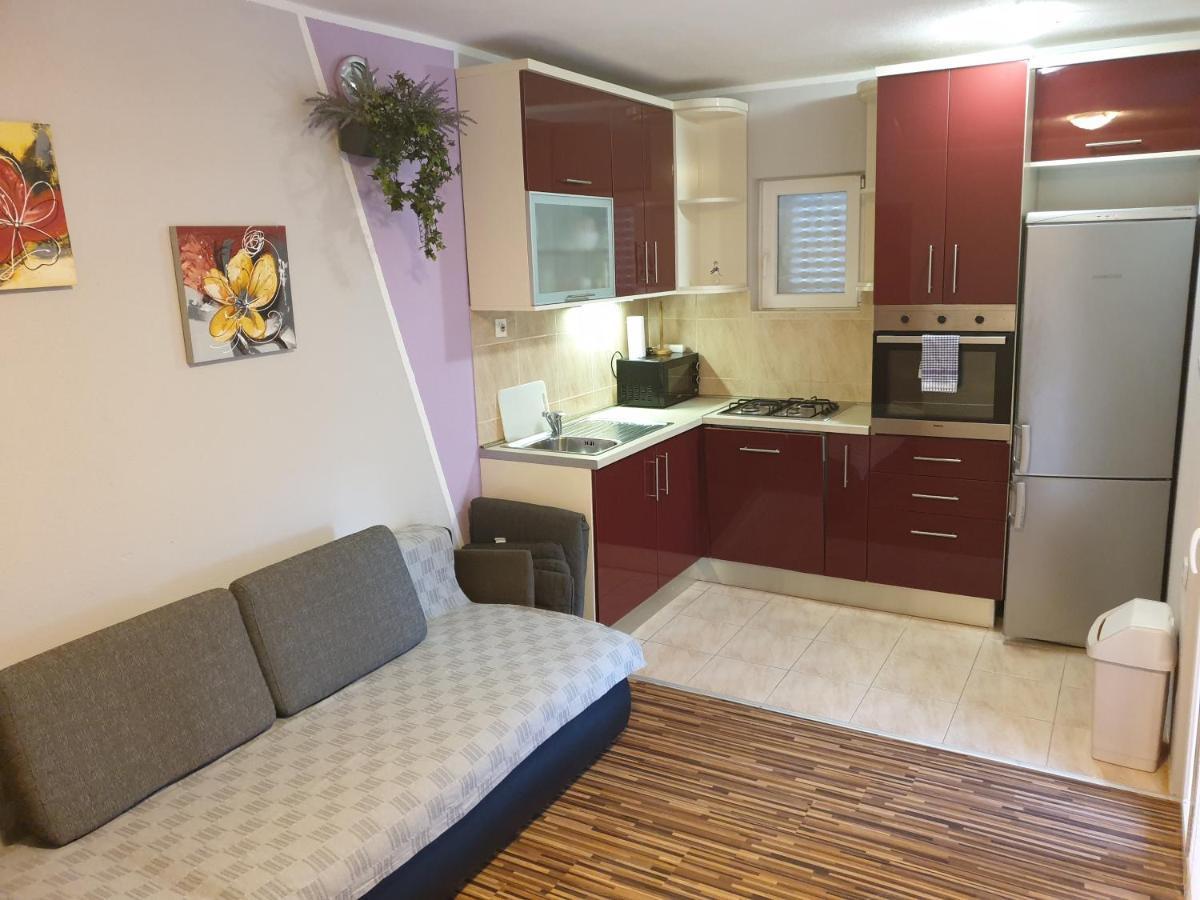 Apartments Mima Kaštela Kültér fotó